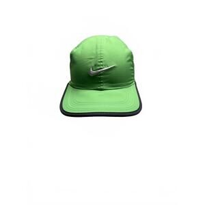 Vintage NIKE Featherlight Dri-Fit Running Cycle Cap - Lucky Green